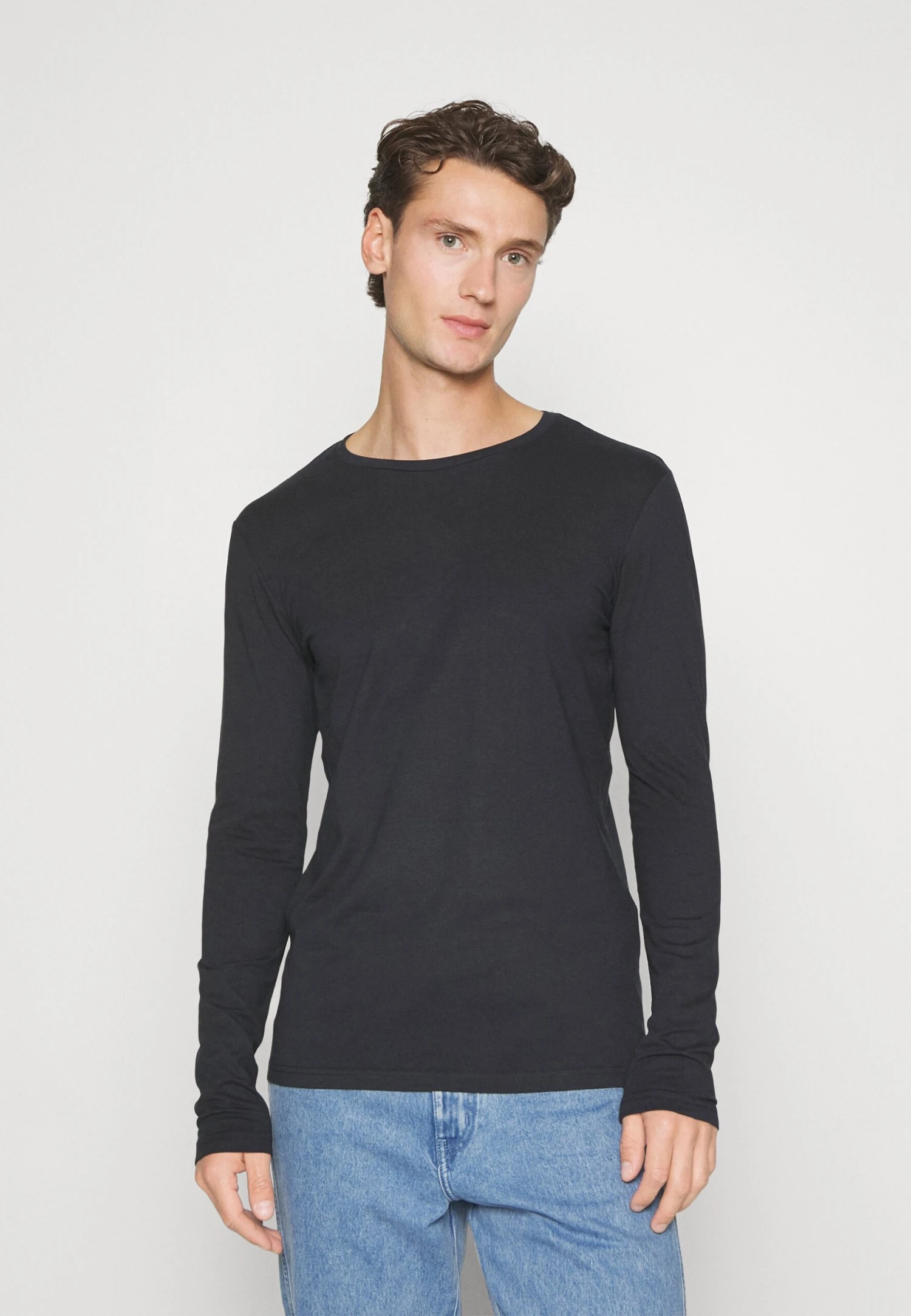 Pier One 2 Pack - Camiseta De Manga Larga - Bordeaux/Dark Blue 4 Pier One 2 Pack - Camiseta De Manga Larga - Bordeaux/Dark Blue - Imagen 2