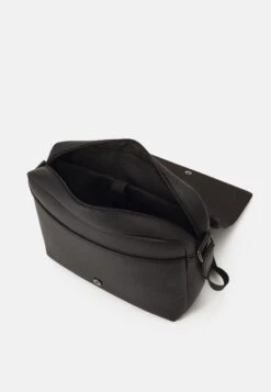 Pier One Big Messenger Bag - Bandolera - Black 10 Pier One Big Messenger Bag - Bandolera - Black -Pier One 040a88e5f1714f1785733c2d4347af69