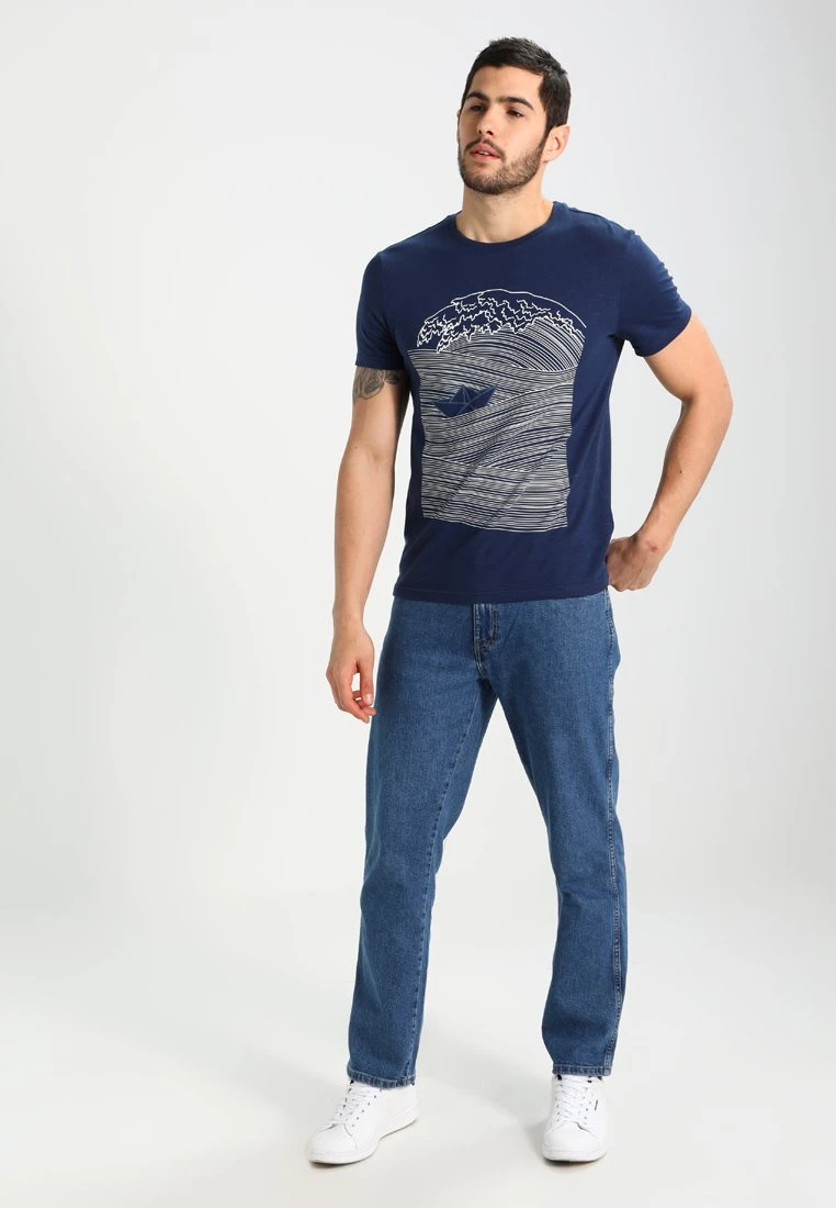 Pier One Camiseta Estampada - Dark Blue/White 4 Pier One Camiseta Estampada - Dark Blue/White - Imagen 2
