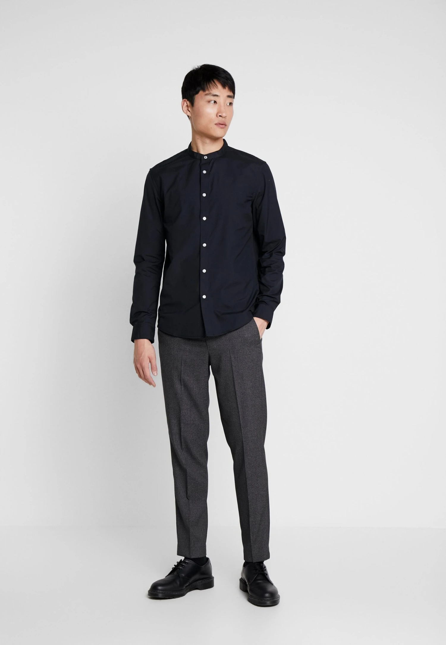 Pier One 2 Pack - Camisa - Oliv/Black 3 Pier One 2 Pack - Camisa - Oliv/Black