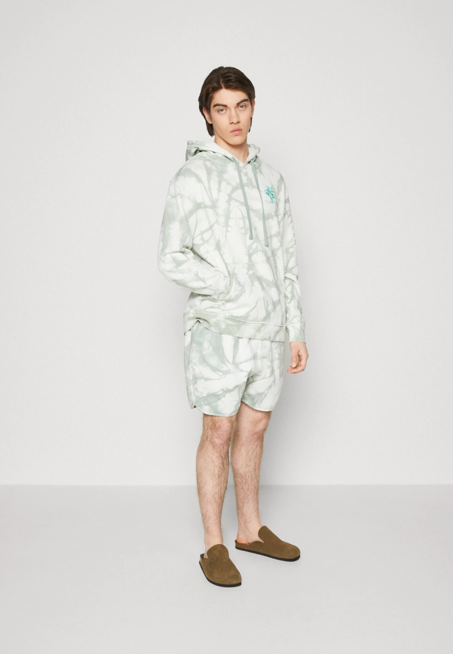 Pier One Jersey Con Capucha - Green 4 Pier One Jersey Con Capucha - Green - Imagen 2