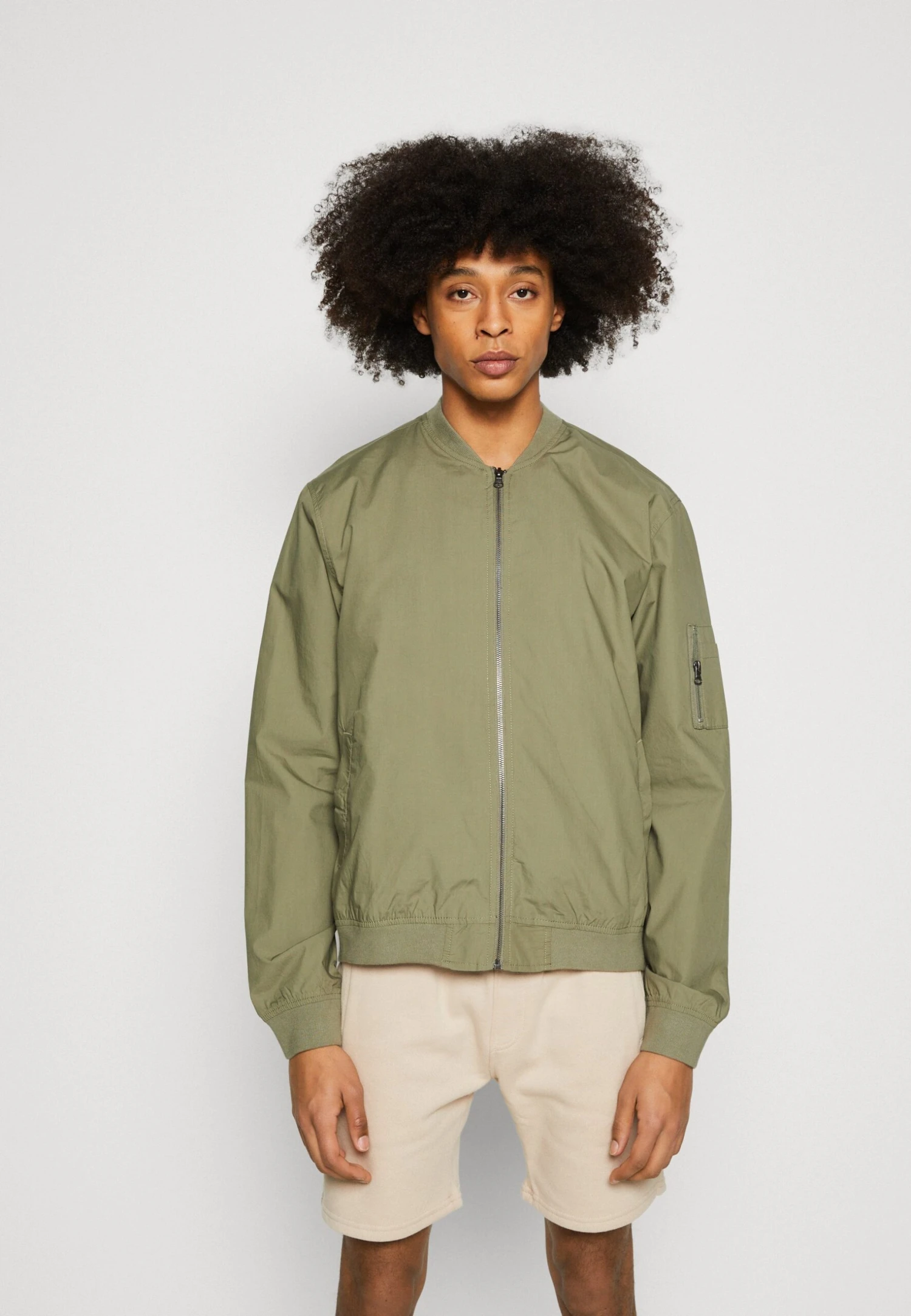 Pier One Chaquetas Bomber - Olive 3 Pier One Chaquetas Bomber - Olive