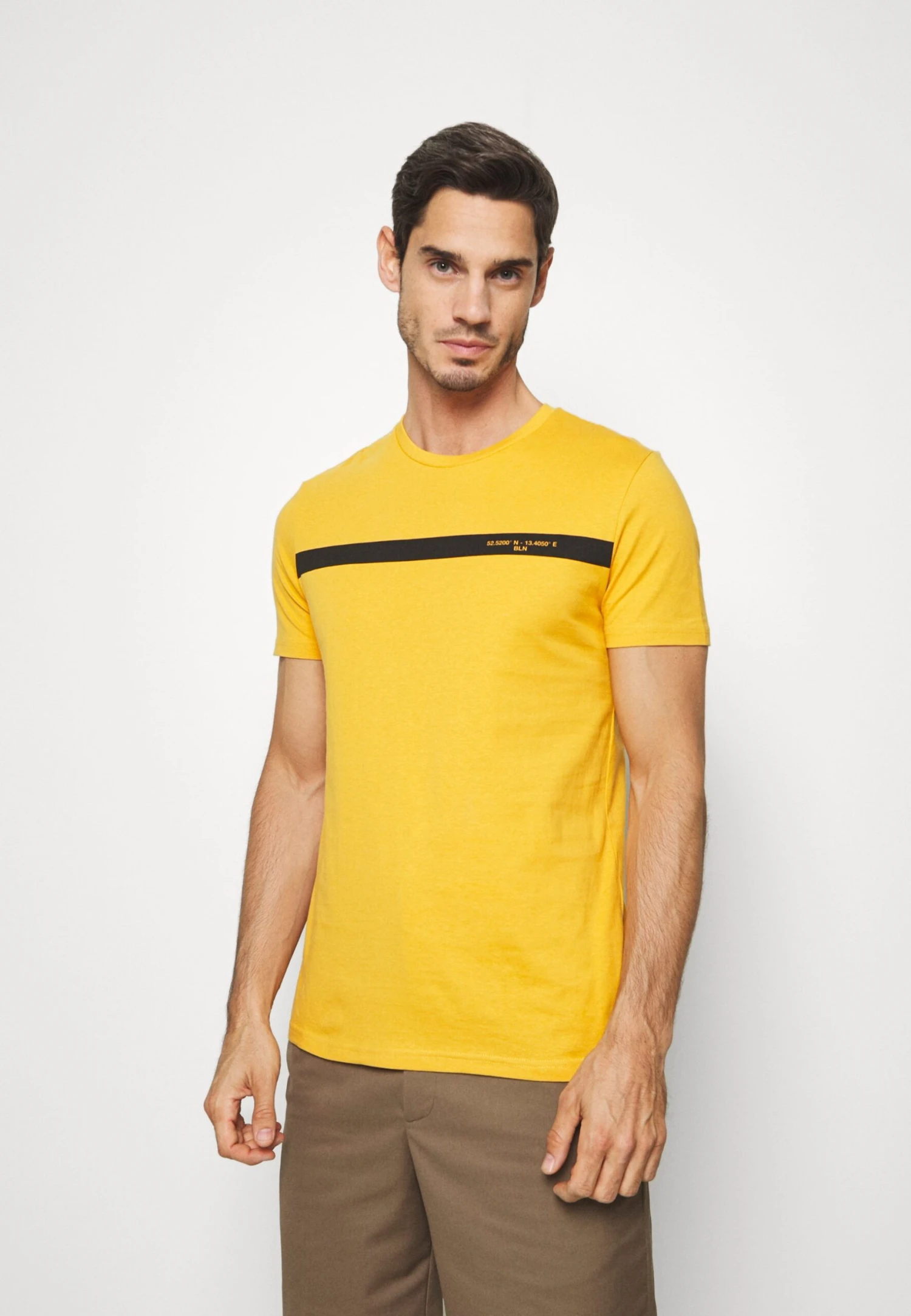 Pier One Camiseta Estampada - Yellow 3 Pier One Camiseta Estampada - Yellow