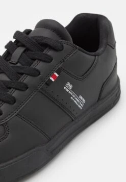 Pier One Unisex - Zapatillas - Black 13 Pier One Unisex - Zapatillas - Black -Pier One 26c4ef6014c54e87b22117509ba51108