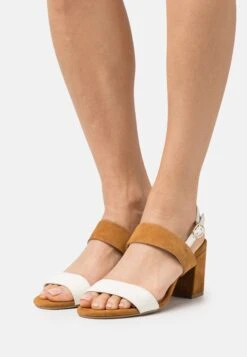 Pier One Leather- Sandalias - White/Cognac