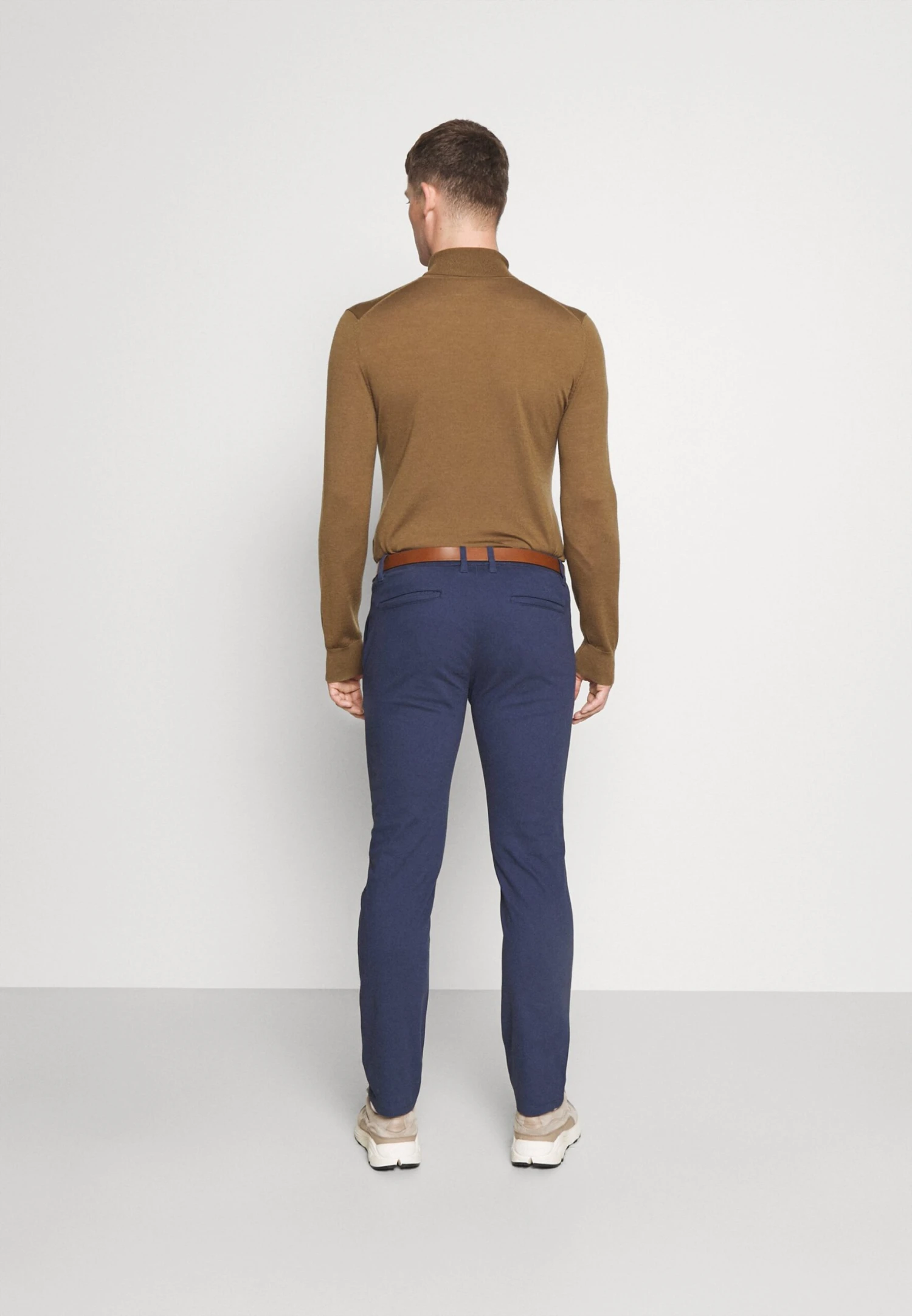 Pier One Belted - Pantalones Chinos - Dark Blue 5 Pier One Belted - Pantalones Chinos - Dark Blue - Imagen 3