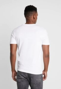 Pier One 3 Pack - Camiseta Básica - White 10 Pier One 3 Pack - Camiseta Básica - White -Pier One 390617d256dd4fe89b3c53ee69ac72d4