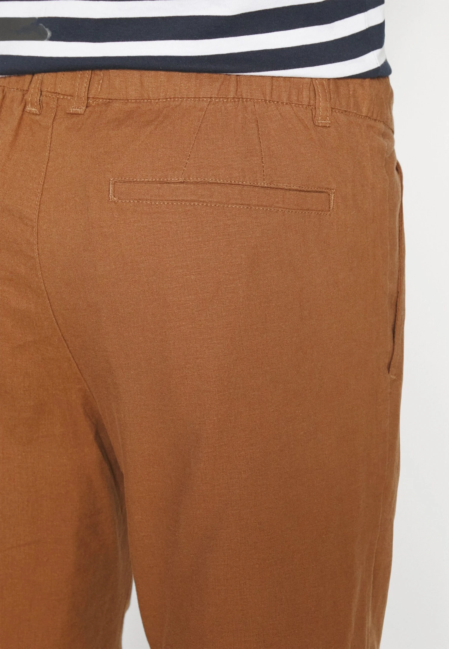 Pier One Linen Blend Drawcord Shorts- Shorts - Brown 8 Pier One Linen Blend Drawcord Shorts- Shorts - Brown - Imagen 6