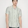 Pier One Camisa - Off-White 1 Pier One Camisa - Off-White -Pier One 4c8af7d469b64fdc96b8ad5fcae2e36d