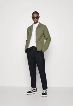 Pier One Chaqueta De Entretiempo - Olive 8 Pier One Chaqueta De Entretiempo - Olive -Pier One 53cabd1db23e47ec8f42ac08b0ed06f6