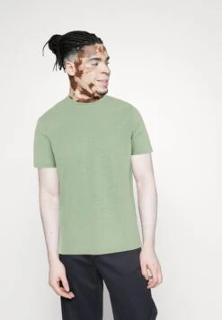 Pier One 7 Pack - Camiseta Básica - White/Yellow/Lilac 19 Pier One 7 Pack - Camiseta Básica - White/Yellow/Lilac -Pier One 56c30a29de7145ecb570519538b9bcc3