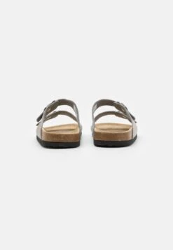 Pier One Leather Unisex - Pantuflas - Grey 10 Pier One Leather Unisex - Pantuflas - Grey -Pier One 5c52920d2cf64005948ca6c907d5c2d5