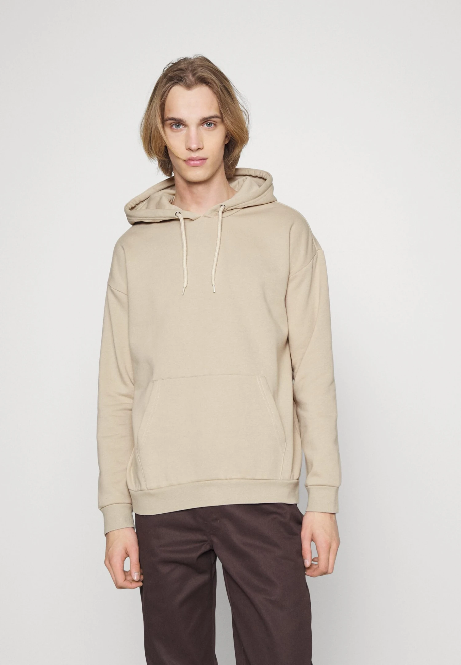 Pier One 2 Pack - Jersey Con Capucha - Black/ Beige 4 Pier One 2 Pack - Jersey Con Capucha - Black/ Beige - Imagen 2