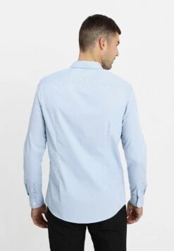Pier One 2 Pack - Camisa Elegante - White/Light Blue 11 Pier One 2 Pack - Camisa Elegante - White/Light Blue -Pier One 61a099f0b8c94c12b7ecbbb87770ca61