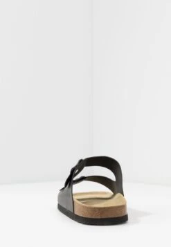 Pier One Unisex - Pantuflas - Black 14 Pier One Unisex - Pantuflas - Black -Pier One 6792cddf649c4c73afdf1fc19e95f07f