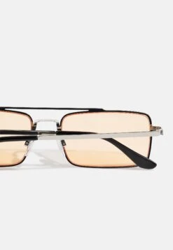 Pier One Unisex - Gafas De Sol - Silver-Coloured, Orange 8 Pier One Unisex - Gafas De Sol - Silver-Coloured, Orange -Pier One 71b8ec13cd624844a5c2aab8a959d46b