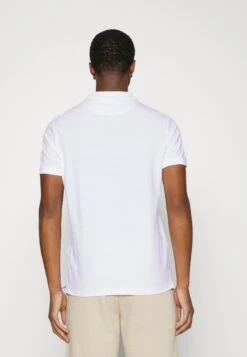 Pier One 3 Pack - Polo - Bordeaux/White/Dark Blue 12 Pier One 3 Pack - Polo - Bordeaux/White/Dark Blue -Pier One 77f7f7de6e104257a29c3bd24e3d9426