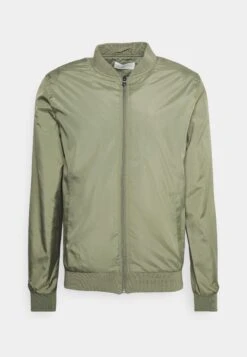Pier One Chaquetas Bomber - Olive 12 Pier One Chaquetas Bomber - Olive -Pier One 7c08e553d7a44a419f17696b41b28c3e