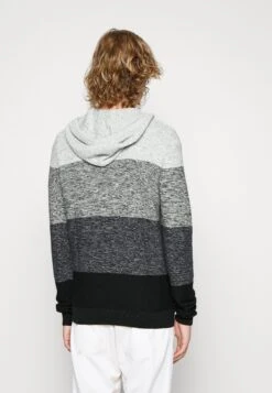 Pier One Jersey De Punto - Grey 9 Pier One Jersey De Punto - Grey -Pier One 7da42d23a4224f008b7aa613710692f7