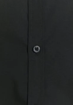 Pier One 2 Pack - Camisa Elegante - White/Black 11 Pier One 2 Pack - Camisa Elegante - White/Black -Pier One 91e0c639b92a42cd866d7081dfe4d46d