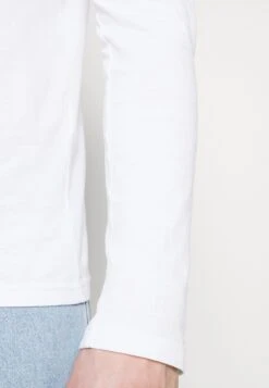 Pier One 5 Pack - Camiseta De Manga Larga - White/Dark Blu/Grey 17 Pier One 5 Pack - Camiseta De Manga Larga - White/Dark Blu/Grey -Pier One 9d88aebb7c354be39ebe9c5600cb43ac