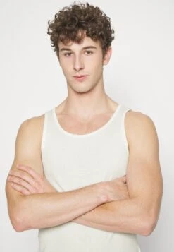 Pier One 5 Pack - Camiseta Interior - White 13 Pier One 5 Pack - Camiseta Interior - White -Pier One a7b42243b4ce47b5b9118c128a1d9fb9