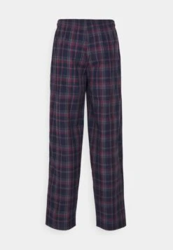 Pier One Pijama - Bordeaux/Dark Blue 12 Pier One Pijama - Bordeaux/Dark Blue -Pier One a993f166c0e4477cb8e12ca5a370aa8e