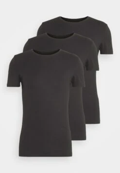 Pier One 3 Pack Muscle Fit- Camiseta Básica - Black 10 Pier One 3 Pack Muscle Fit- Camiseta Básica - Black -Pier One ae0e343dfa2647b68dad7cd6f5e6671e