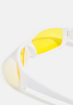 Pier One Unisex - Gafas De Sol -White 8 Pier One Unisex - Gafas De Sol -White -Pier One b4b325aa86de4c81966397739d019f31