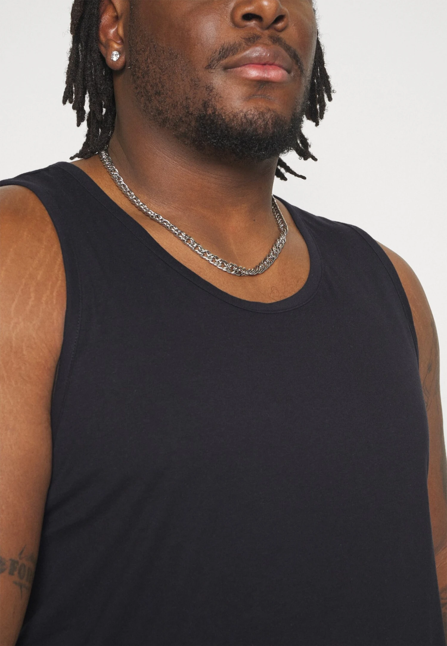 Pier One 3 Pack- Top - Black/Grey/Khaki 10 Pier One 3 Pack- Top - Black/Grey/Khaki - Imagen 8