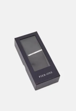 Pier One Set - Corbata - Black 9 Pier One Set - Corbata - Black -Pier One b6f134e0211046c2b37e1bc8ea8571a9