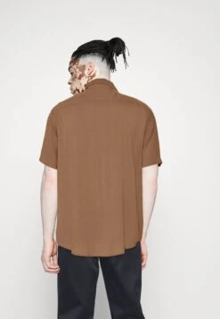 Pier One 3 Pack - Camisa - Beige/Black/White 11 Pier One 3 Pack - Camisa - Beige/Black/White -Pier One b74e401ed34e4de78336a242c4a9d87b