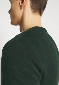 Pier One Basic Crewneck - Jersey De Punto - Mottled Dark Green -Pier One b8b5c3343ac14039bf55a1aa39fec86b
