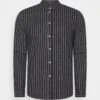 Pier One Flannel Stripes- Camisa - Dark Grey