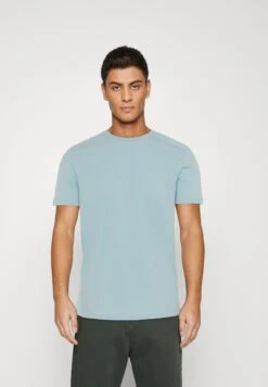 Pier One 7 Pack - Camiseta Básica - Red/Silver/Royal Blue 20 Pier One 7 Pack - Camiseta Básica - Red/Silver/Royal Blue -Pier One c72a2b311f4d45699986054495042c6a