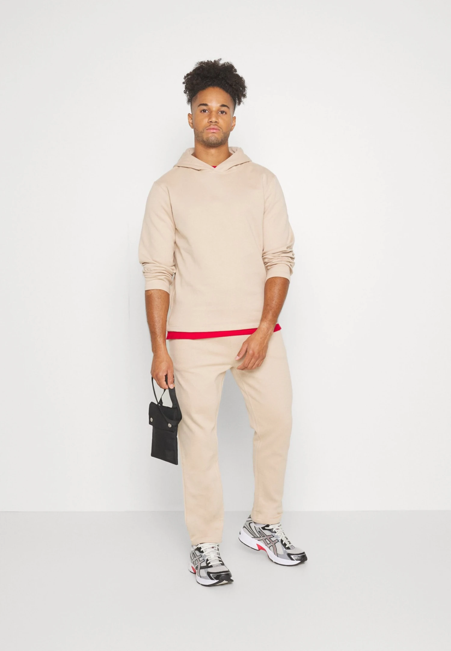 Pier One Jersey Con Capucha - Tan 7 Pier One Jersey Con Capucha - Tan - Imagen 5