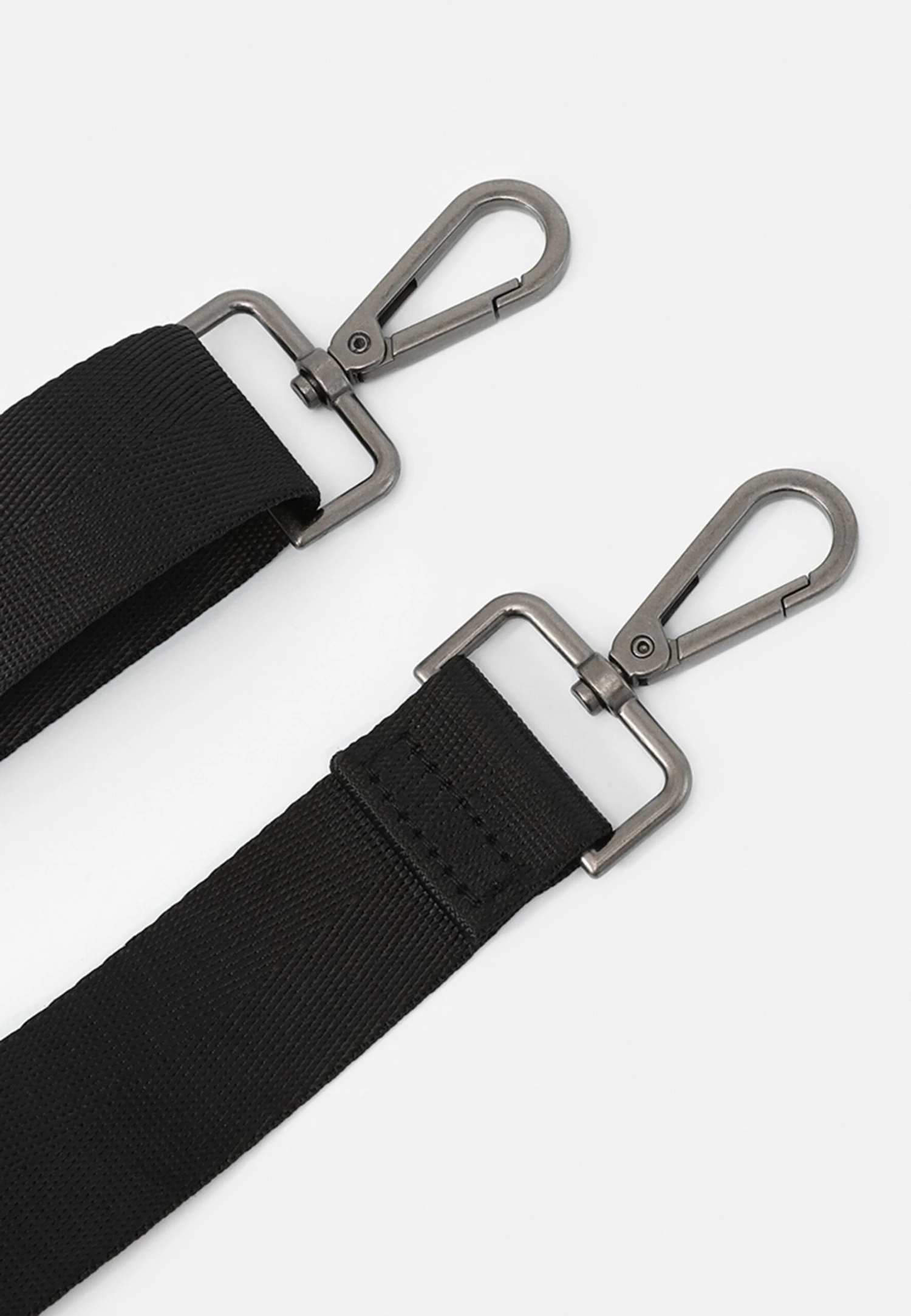 Pier One Portafolios - 802 - Black 6 Pier One Portafolios - 802 - Black - Imagen 4