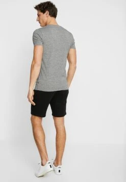 Pier One Pantalones Deportivos - Black 10 Pier One Pantalones Deportivos - Black -Pier One d5c97291418e4697a27fa0726d324bab