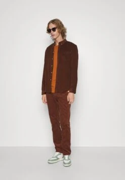 Pier One Camisa - Brown 9 Pier One Camisa - Brown -Pier One d7e89152f34f4811a52f400359abea6f