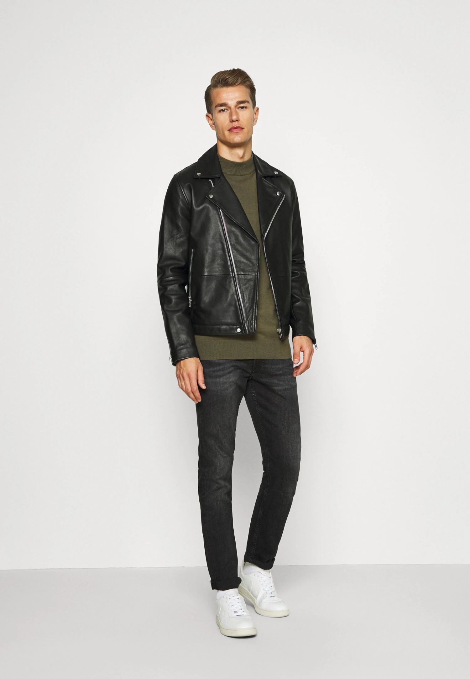 Pier One Jersey De Punto - Oliv 4 Pier One Jersey De Punto - Oliv - Imagen 2