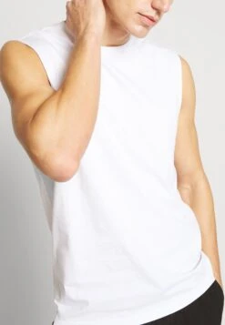 Pier One 3 Pack - Camiseta Básica - Grey/White/Black 17 Pier One 3 Pack - Camiseta Básica - Grey/White/Black -Pier One ddc181212b114a928b8f59830838a329