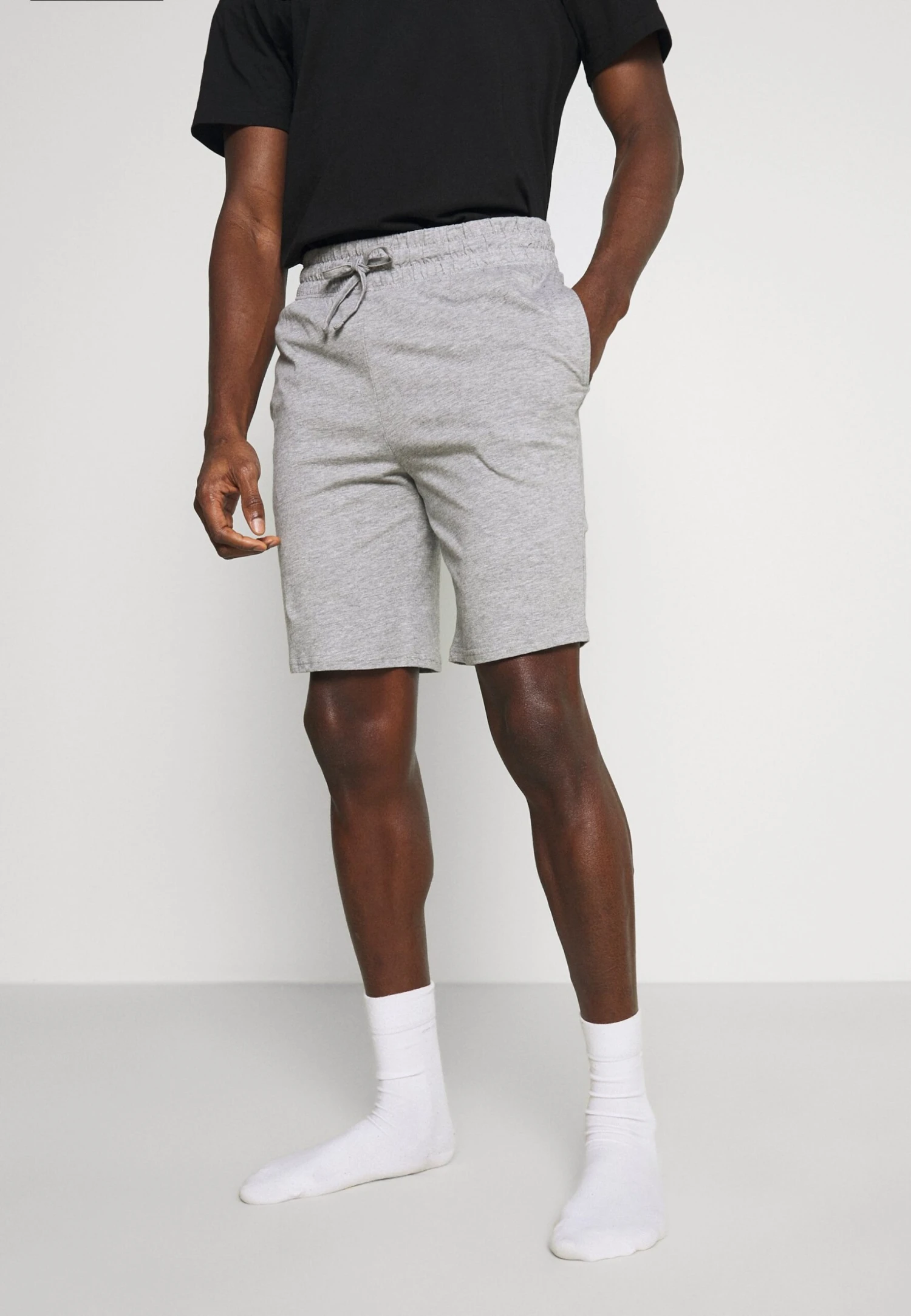 Pier One 3 Pack - Pantalón De Pijama - Black/Mottled Dark Grey/Red 6 Pier One 3 Pack - Pantalón De Pijama - Black/Mottled Dark Grey/Red - Imagen 4