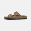 Pier One Leather Unisex - Pantuflas - Stone 1 Pier One Leather Unisex - Pantuflas - Stone -Pier One de43257448a54478bfd4a7f4f14969e7