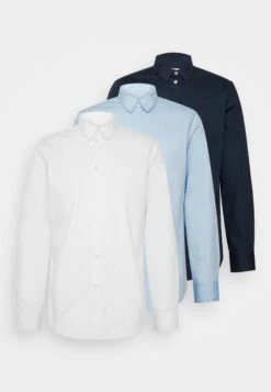 Pier One 3 Pack - Camisa Elegante - White/Light Blue/Dark Blue 14 Pier One 3 Pack - Camisa Elegante - White/Light Blue/Dark Blue -Pier One def04b8137b345368346a495c2933cad