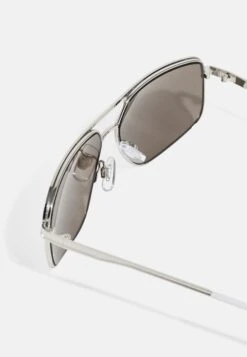 Pier One Unisex - Gafas De Sol - Silver-Coloured, Black 8 Pier One Unisex - Gafas De Sol - Silver-Coloured, Black -Pier One e4032642d98b4cd386349df91f3cefe3