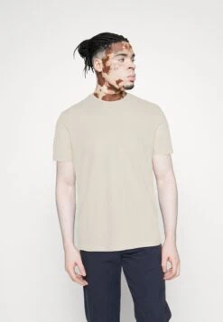 Pier One 7 Pack - Camiseta Básica - White/Yellow/Lilac 18 Pier One 7 Pack - Camiseta Básica - White/Yellow/Lilac -Pier One e68ad65920fd4f69b53ce8f7897ba836