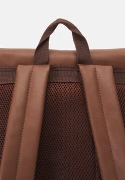 Pier One Unisex - Mochila - Dark Brown 10 Pier One Unisex - Mochila - Dark Brown -Pier One e8969472faee41b5a912b9560d086999