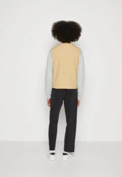 Pier One Chaleco - Tan 10 Pier One Chaleco - Tan -Pier One e9a6176c9ccb486a93469afcd3f1f0b2