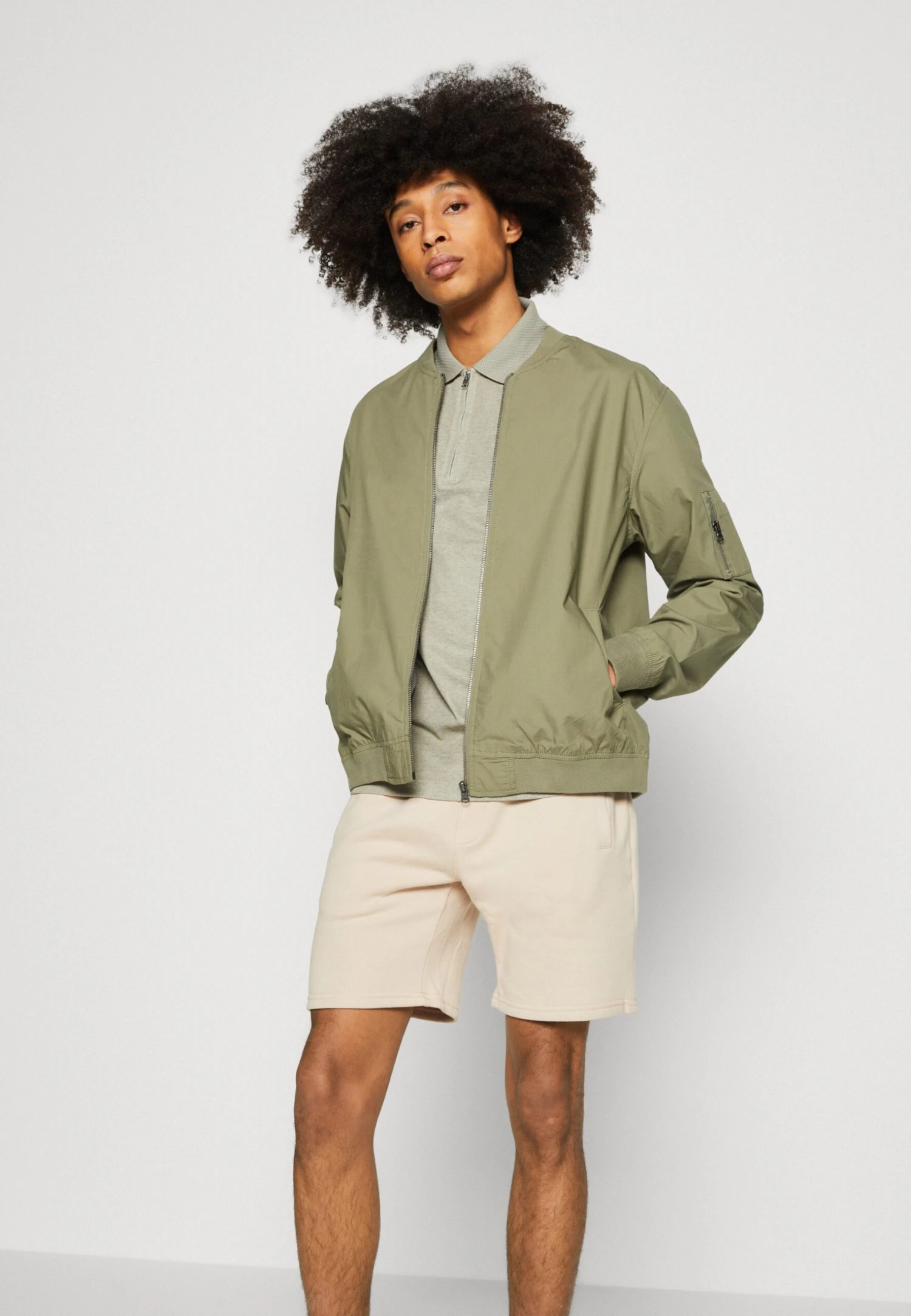 Pier One Chaquetas Bomber - Olive 6 Pier One Chaquetas Bomber - Olive - Imagen 4