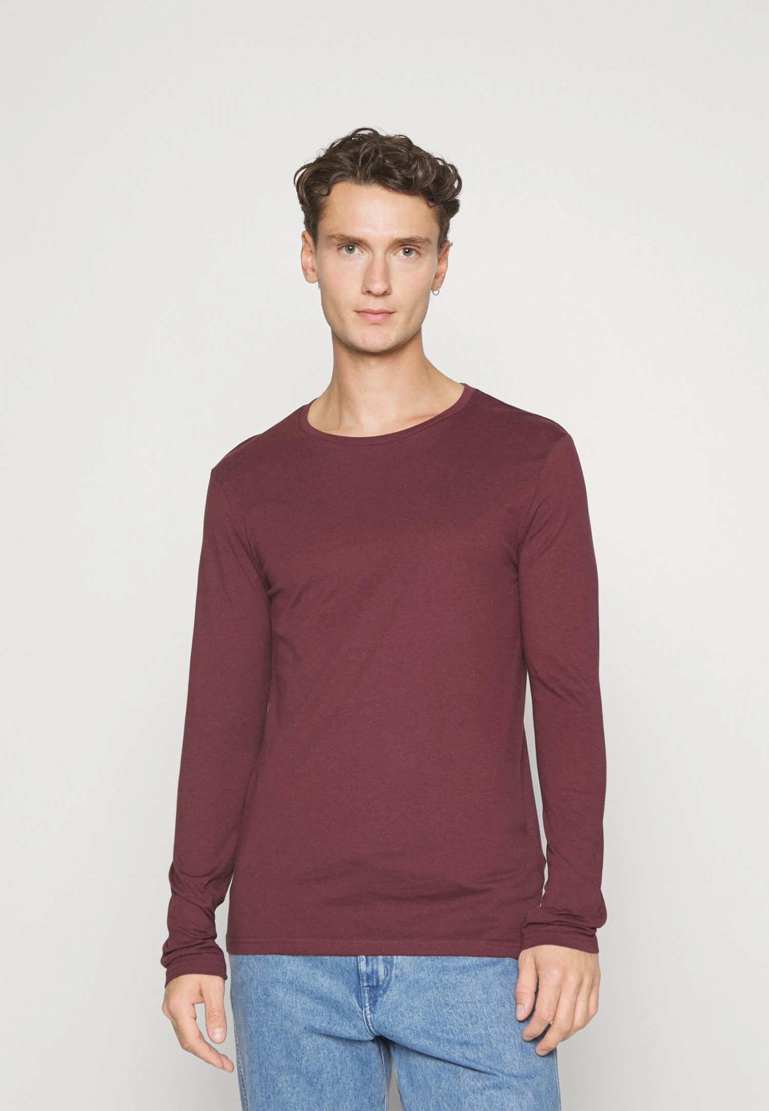 Pier One 2 Pack - Camiseta De Manga Larga - Bordeaux/Dark Blue 6 Pier One 2 Pack - Camiseta De Manga Larga - Bordeaux/Dark Blue - Imagen 4